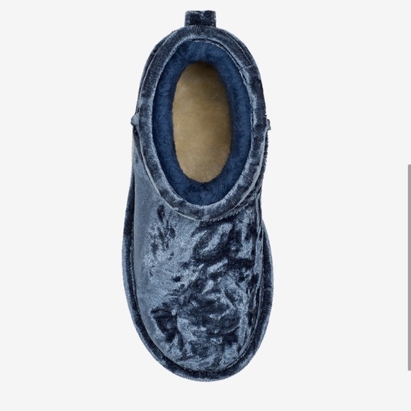 NWT UGG classic II mini crushed velvet in dk slate blue - Picture 4 of 6